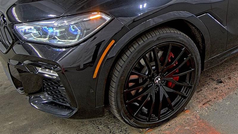 2021 BMW X6 M50I