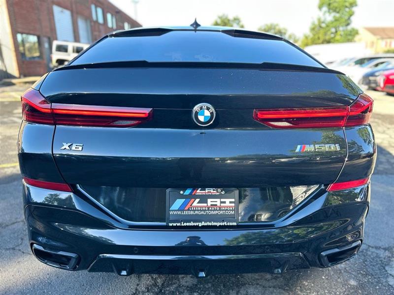 2021 BMW X6 M50I