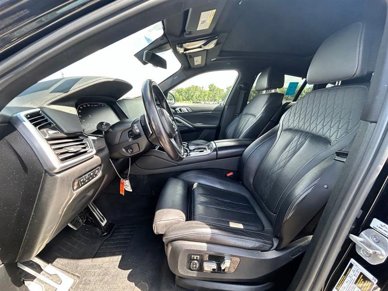 2022 BMW X6 M50I