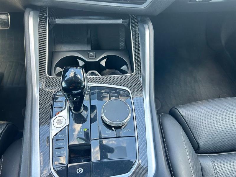 2022 BMW X6 M50I