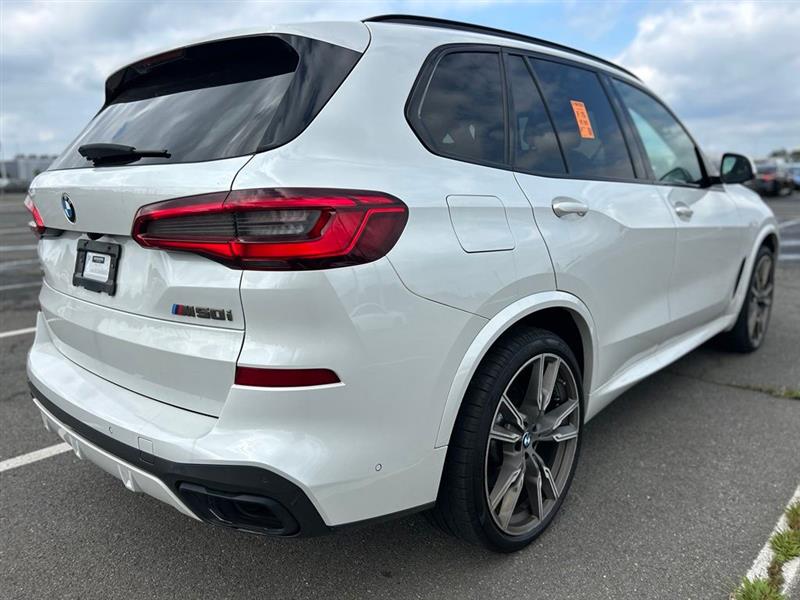 2020 BMW X5 M50I