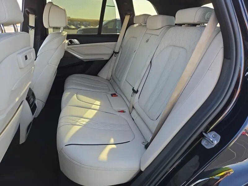 2020 BMW X5 M50I