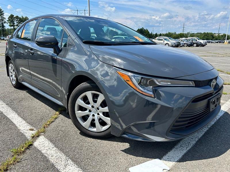 2025 TOYOTA COROLLA LE