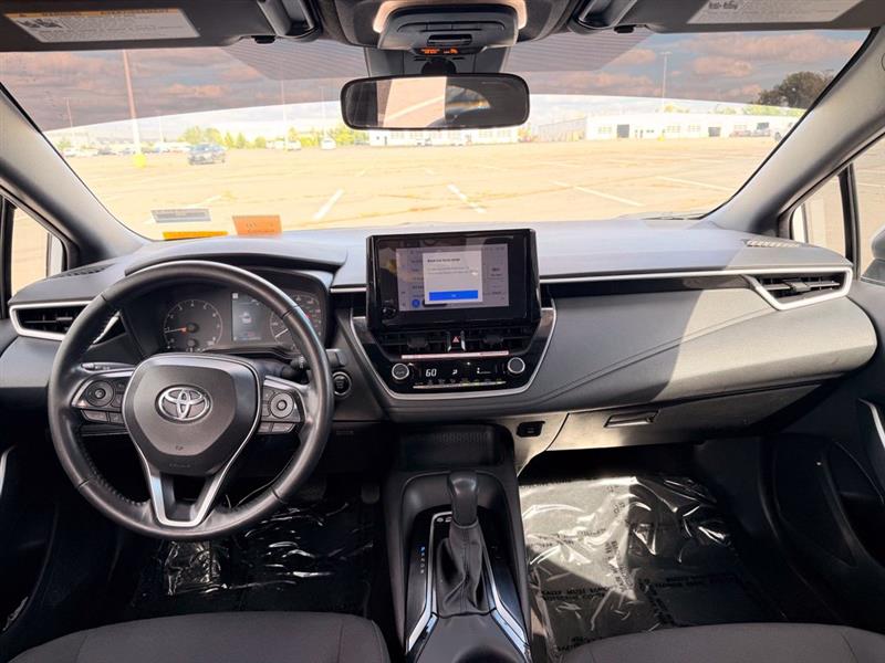 2025 TOYOTA COROLLA SE