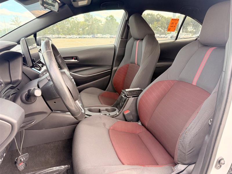 2025 TOYOTA COROLLA SE