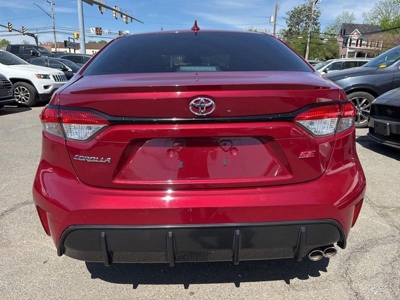 2024 TOYOTA COROLLA SE