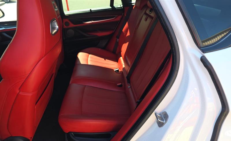2017 BMW X6 M 