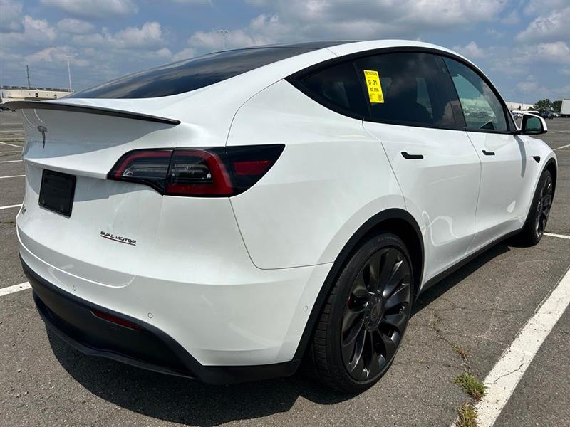 2022 TESLA MODEL Y PERFORMANCE