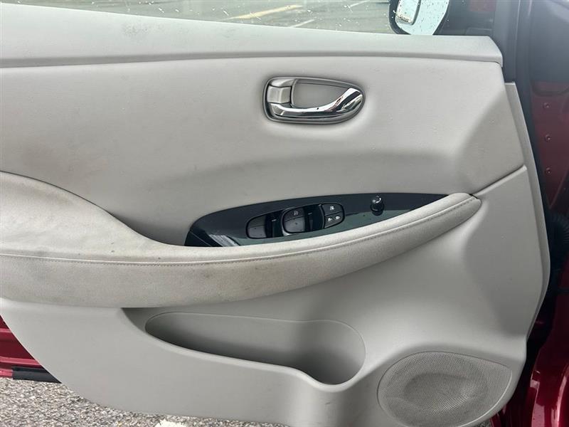 2012 NISSAN LEAF SL