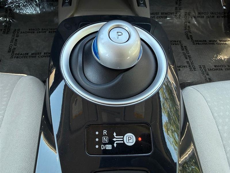 2012 NISSAN LEAF SL