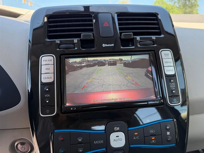 2012 NISSAN LEAF SL