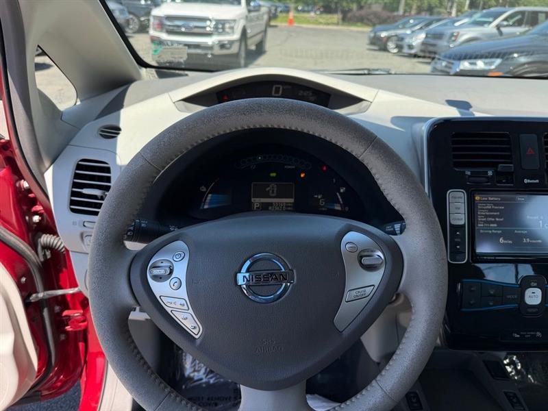 2012 NISSAN LEAF SL