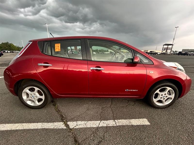 2012 NISSAN LEAF SL