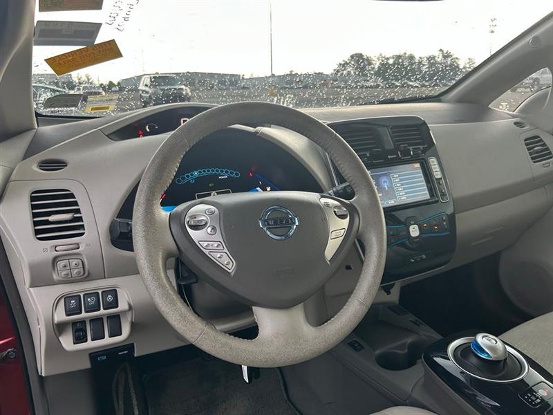 2012 NISSAN LEAF SL