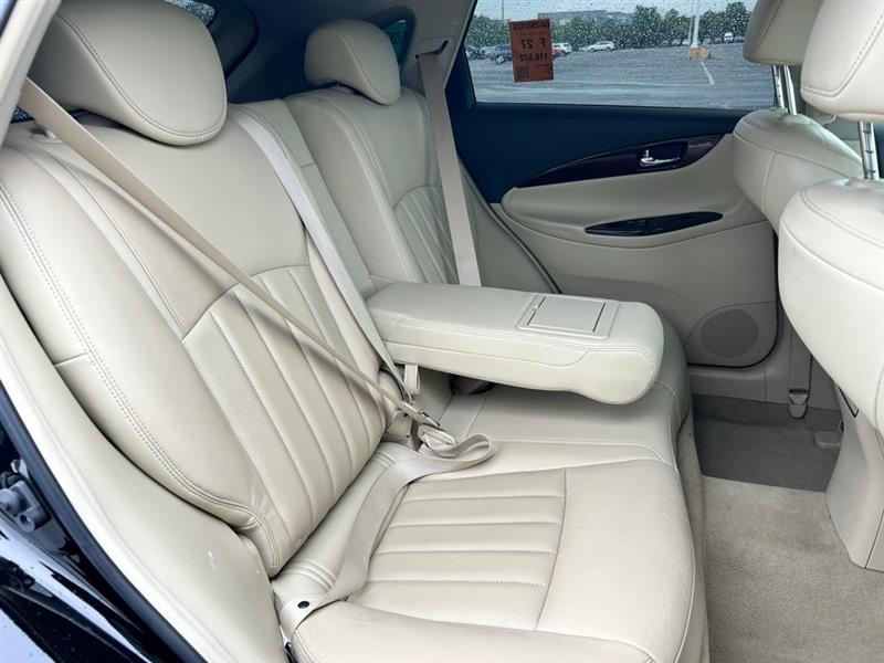 2017 INFINITI QX50 