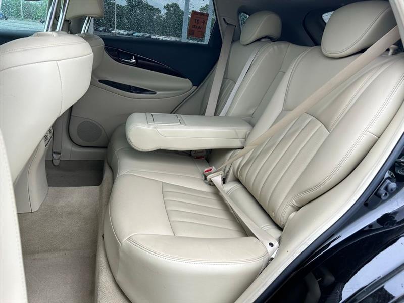 2017 INFINITI QX50 