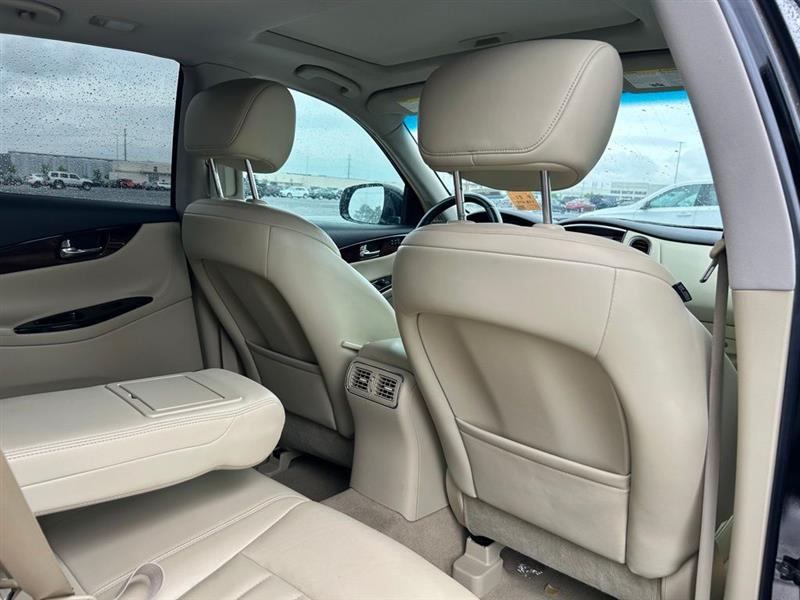 2017 INFINITI QX50 