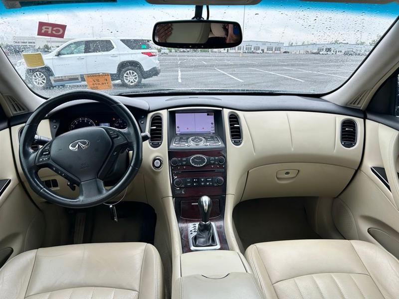 2017 INFINITI QX50 