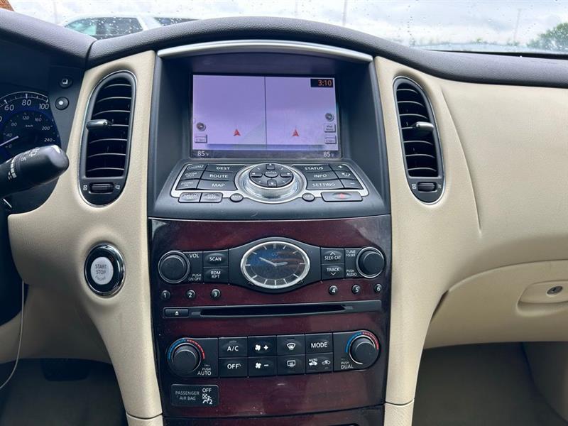 2017 INFINITI QX50 