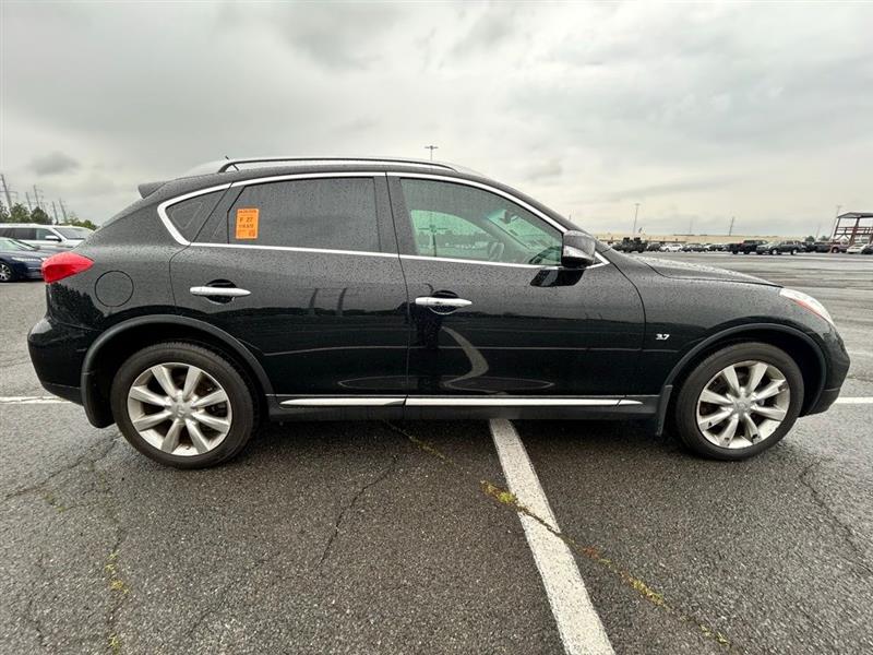 2017 INFINITI QX50 