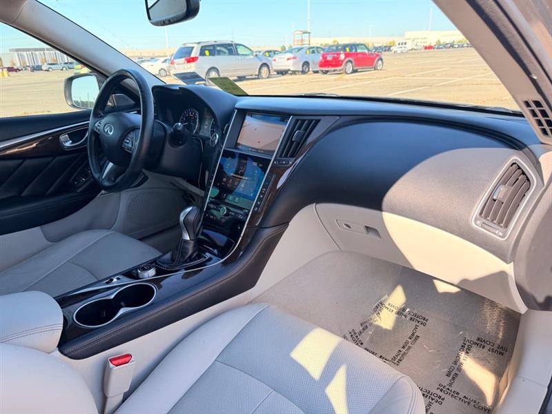 2017 INFINITI Q50 3.0T PREMIUM
