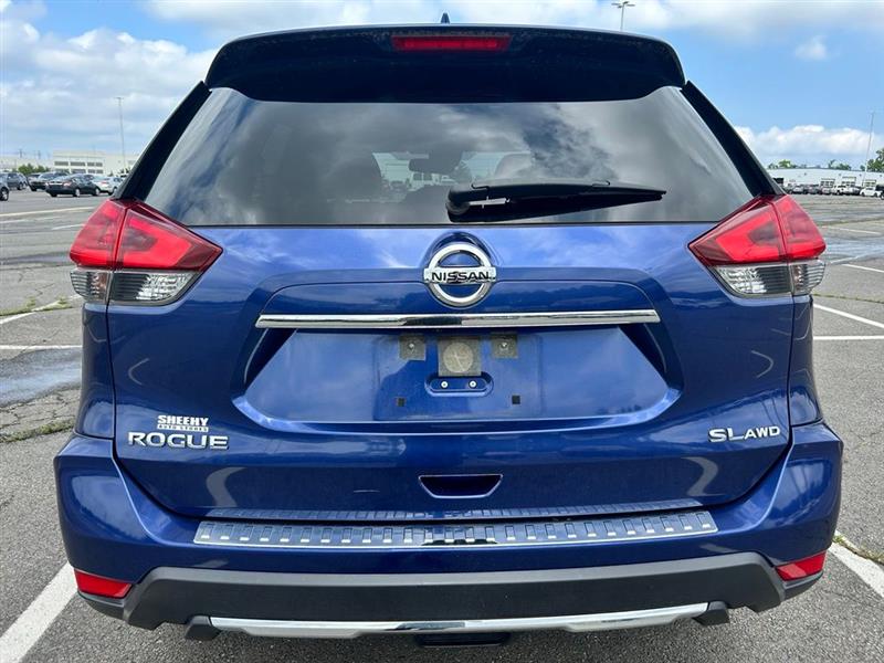 2018 NISSAN ROGUE SL