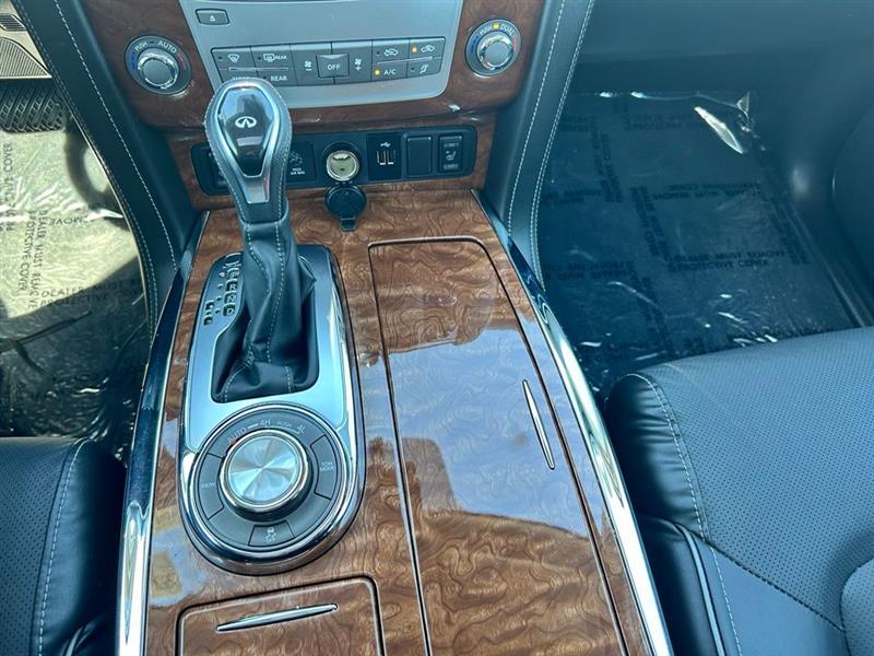 2019 INFINITI QX80 LUXE