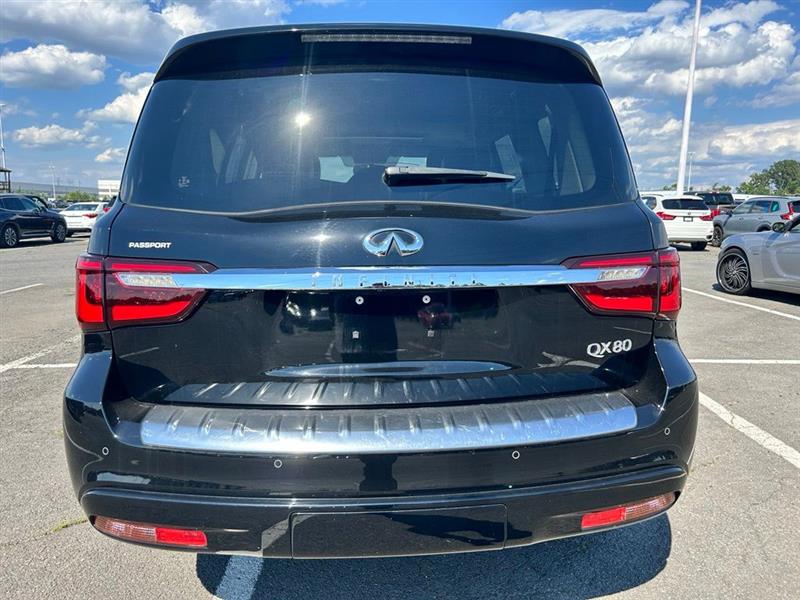 2019 INFINITI QX80 LUXE