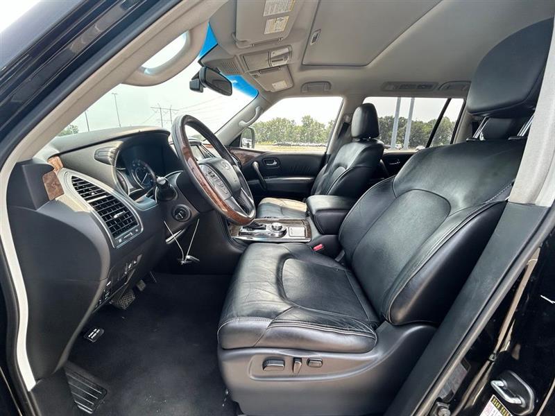 2017 INFINITI QX80 