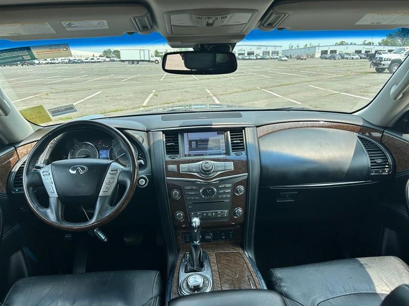 2017 INFINITI QX80 