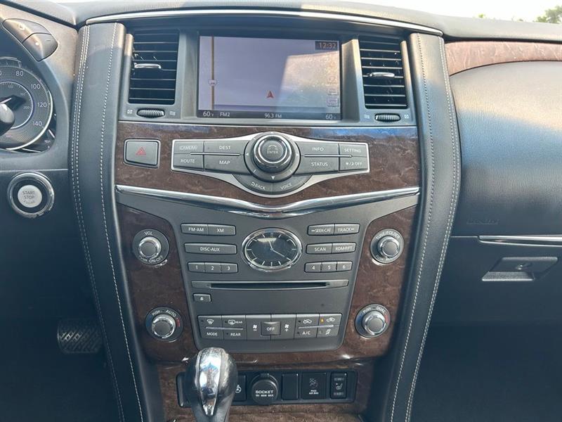2017 INFINITI QX80 