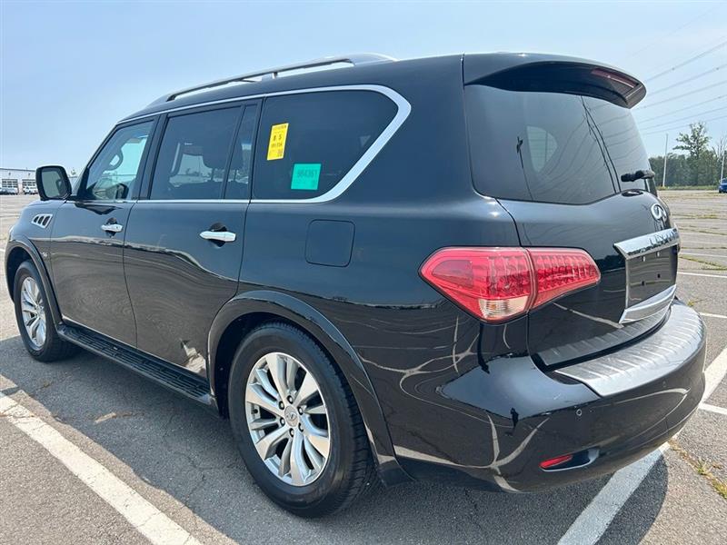 2017 INFINITI QX80 