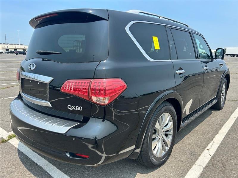 2017 INFINITI QX80 