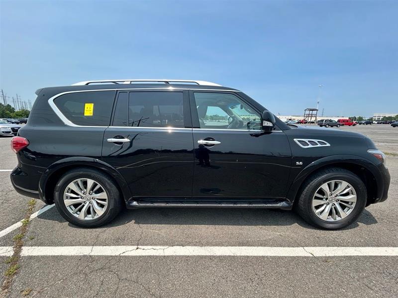 2017 INFINITI QX80 
