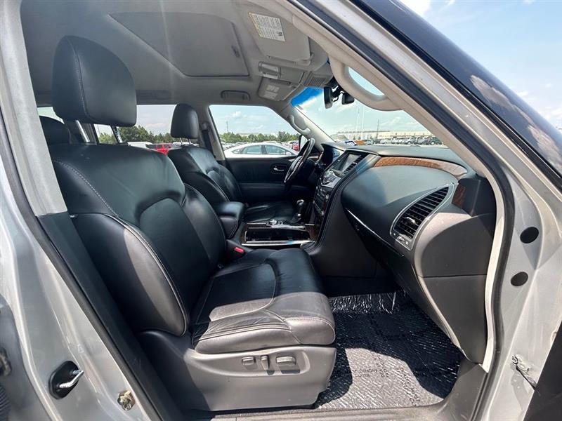 2017 INFINITI QX80 