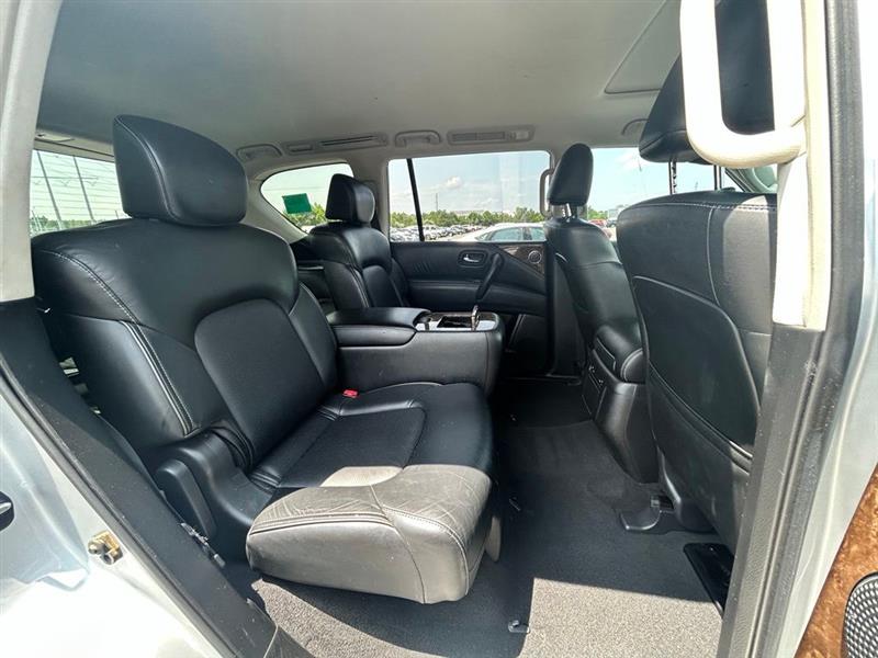 2017 INFINITI QX80 