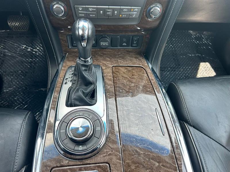 2017 INFINITI QX80 