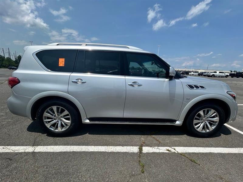2017 INFINITI QX80 