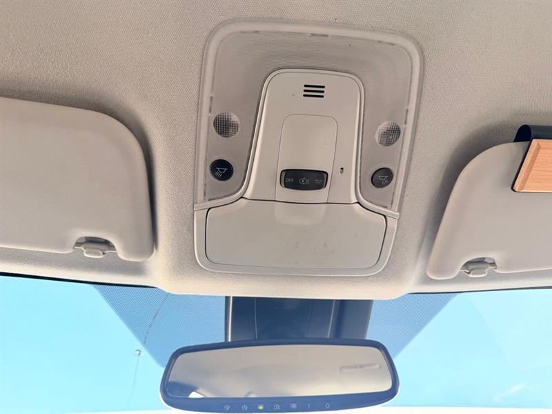 2018 TOYOTA PRIUS FOUR TOURING