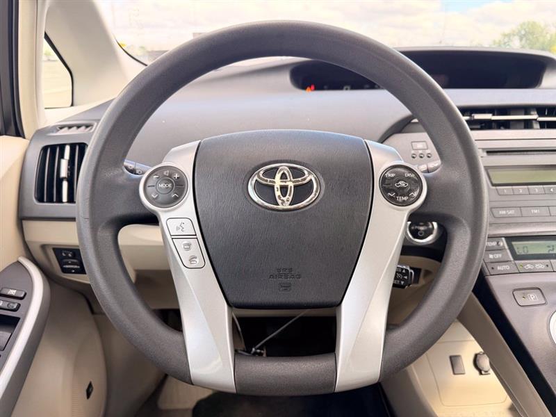 2010 TOYOTA PRIUS III