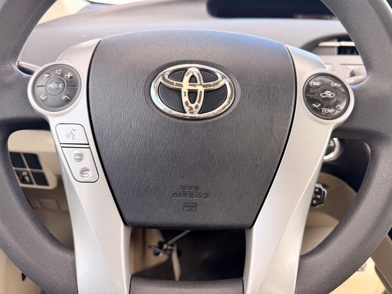 2010 TOYOTA PRIUS III