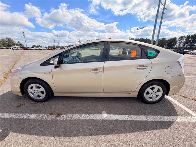 2010 TOYOTA PRIUS III