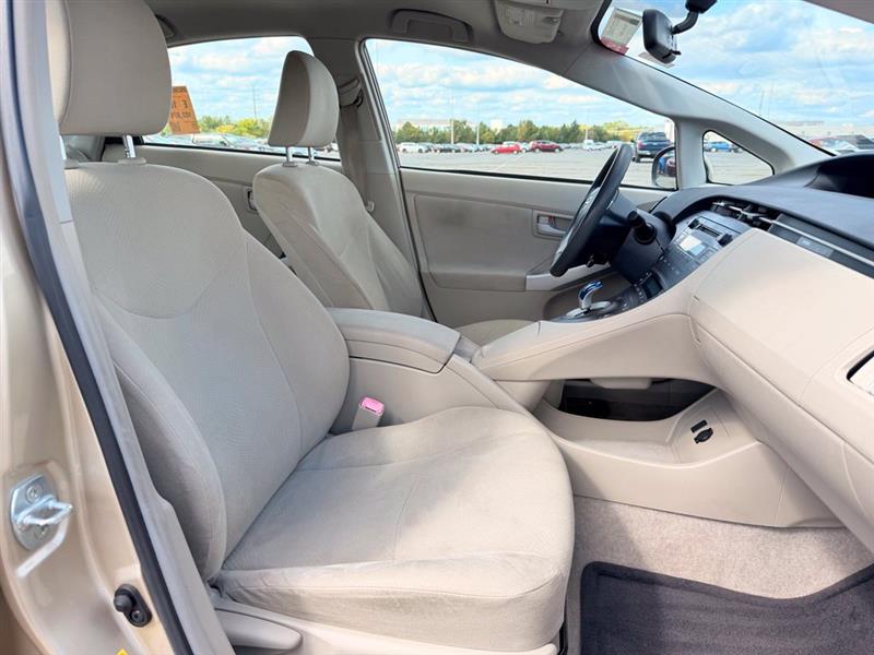 2010 TOYOTA PRIUS III