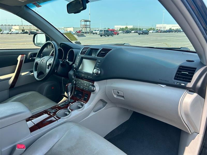 2012 TOYOTA HIGHLANDER HYBRID LIMITED