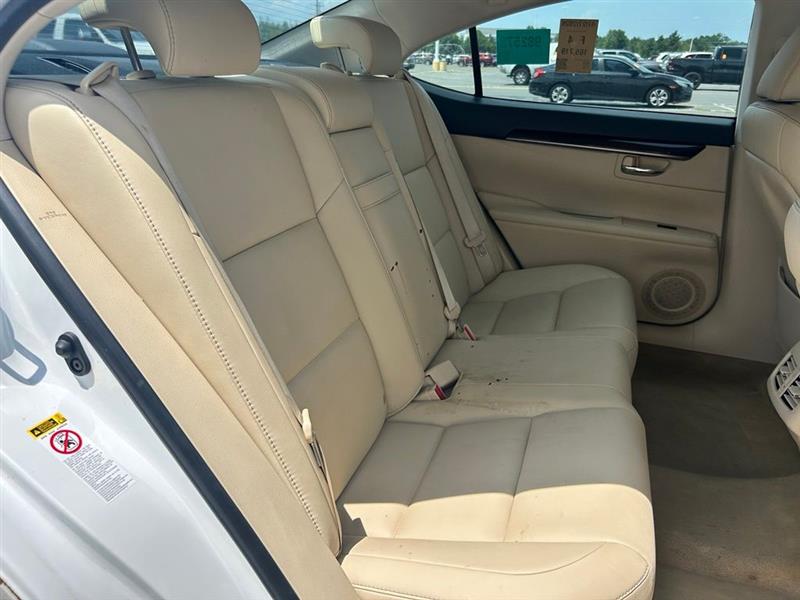 2013 LEXUS ES350 