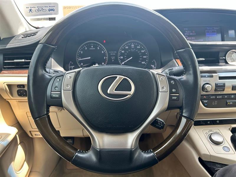 2013 LEXUS ES350 