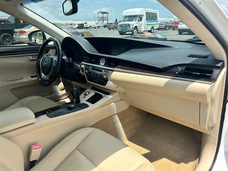 2013 LEXUS ES350 