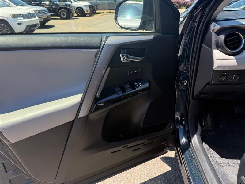 2018 TOYOTA RAV4 HYBRID LIMITED