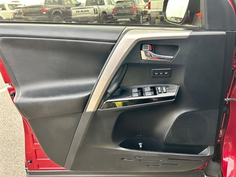 2018 TOYOTA RAV4 HYBRID LIMITED