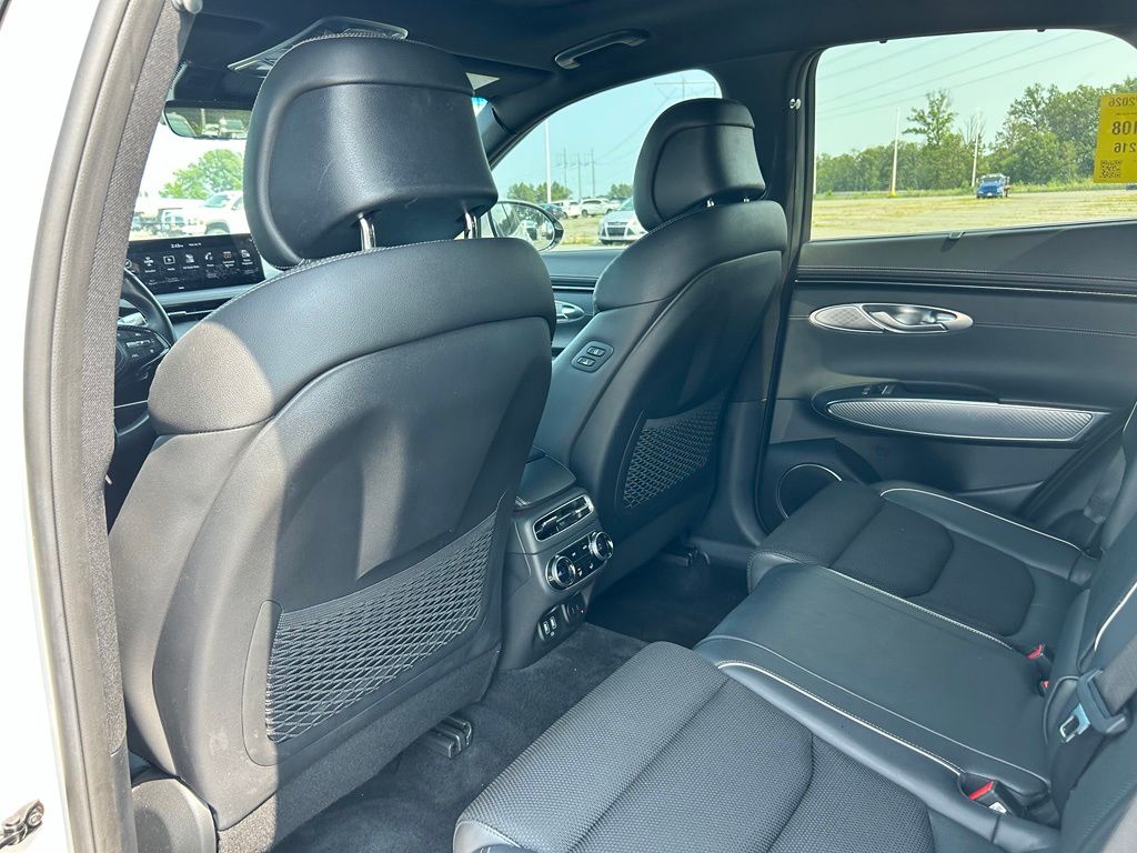 2023 GENESIS GV70 Standard - Photo 35